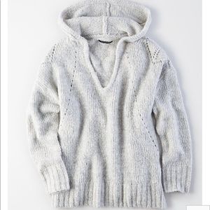 SLOUCHY PULLOVER HOODIE